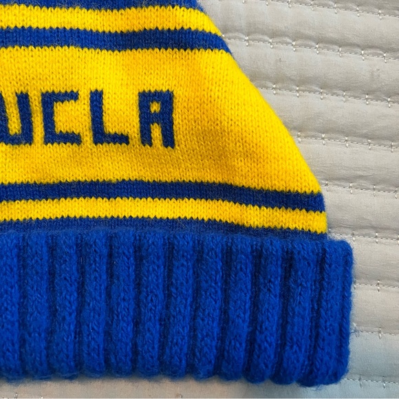 Vintage UCLA Bruins Beanie Hat with Pom - Picture 6 of 14